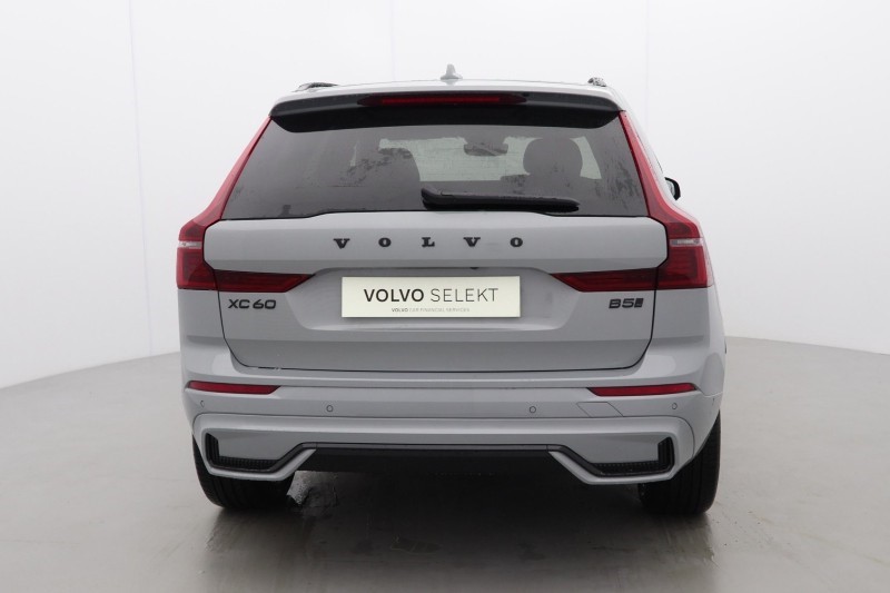 2026 (26) VOLVO XC60 2.0 B5P Plus Pro Black Edition 5dr AWD Geartronic 5174595