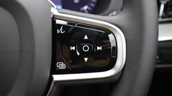 2026 (26) VOLVO XC60 2.0 B5P Plus Pro Black Edition 5dr AWD Geartronic 5174581