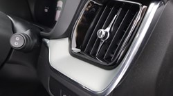 2026 (26) VOLVO XC60 2.0 B5P Plus Pro Black Edition 5dr AWD Geartronic 5174562