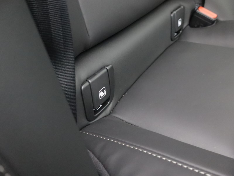 2026 (26) VOLVO XC60 2.0 B5P Plus Pro Black Edition 5dr AWD Geartronic 5174572