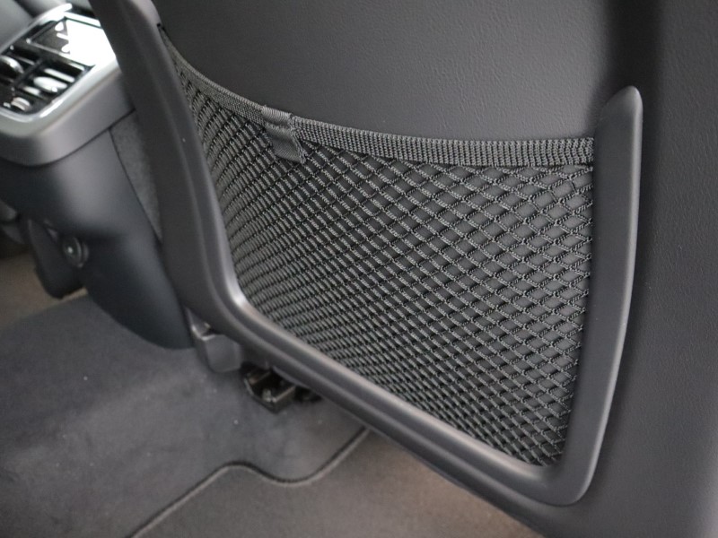 2026 (26) VOLVO XC60 2.0 B5P Plus Pro Black Edition 5dr AWD Geartronic 5174574