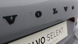 2026 (26) VOLVO XC60 2.0 B5P Plus Pro Black Edition 5dr AWD Geartronic 5174547