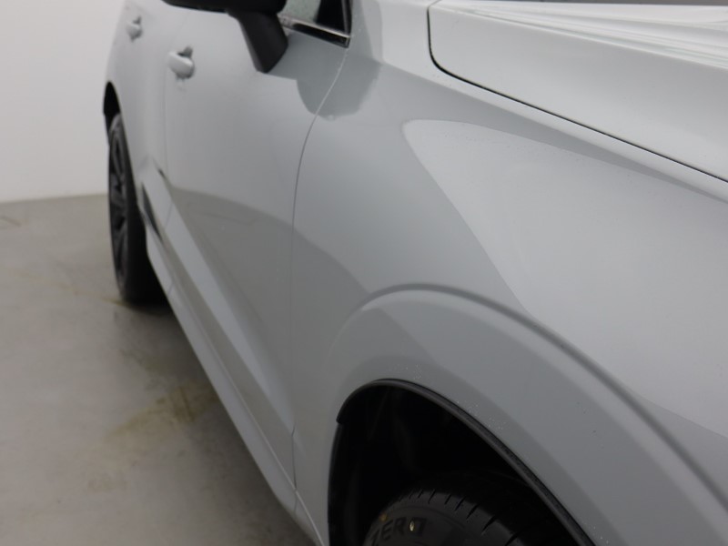 2026 (26) VOLVO XC60 2.0 B5P Plus Pro Black Edition 5dr AWD Geartronic 5174545