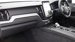 2026 (26) VOLVO XC60 2.0 B5P Plus Pro Black Edition 5dr AWD Geartronic 5174568