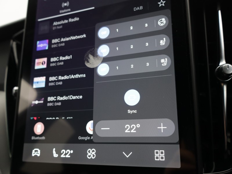 2026 (26) VOLVO XC60 2.0 B5P Plus Pro Black Edition 5dr AWD Geartronic 5174587