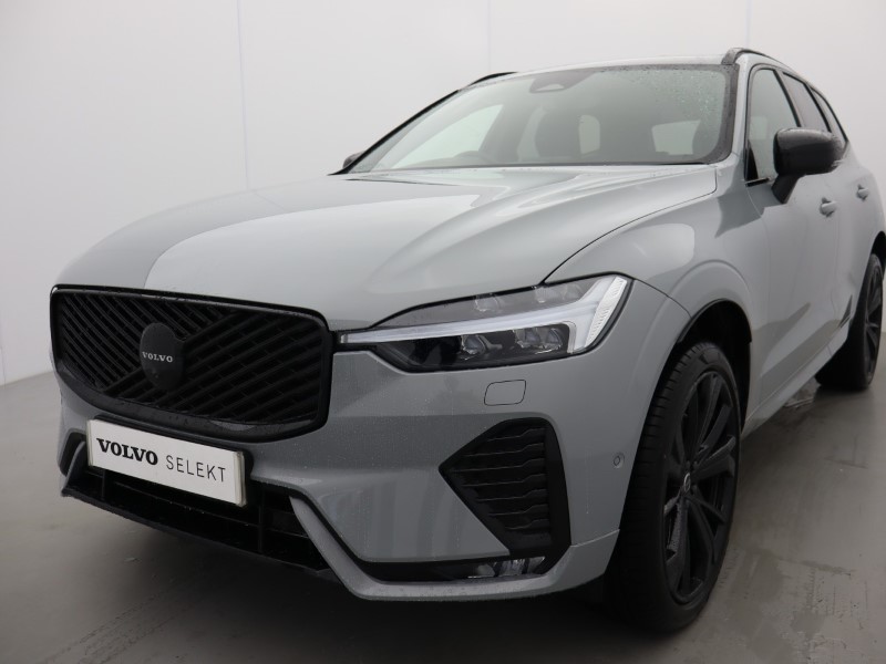 2026 (26) VOLVO XC60 2.0 B5P Plus Pro Black Edition 5dr AWD Geartronic 5174542