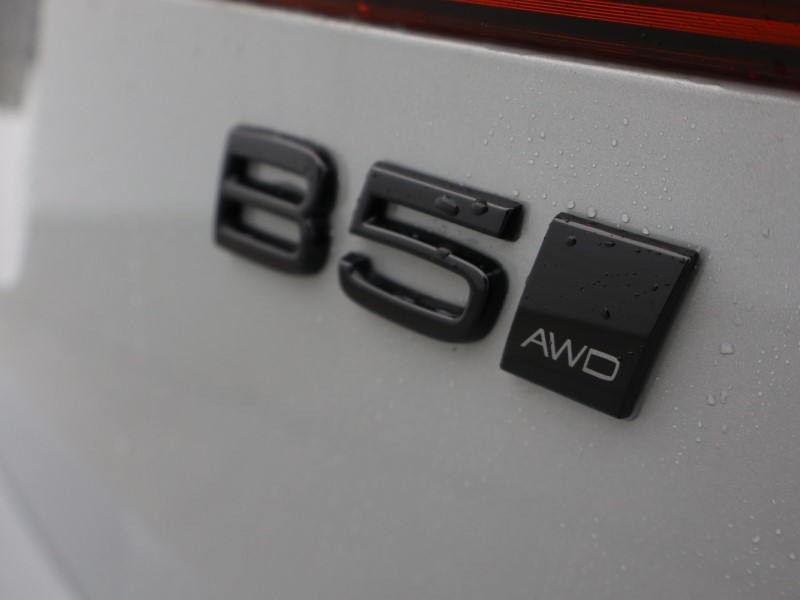 2026 (26) VOLVO XC60 2.0 B5P Plus Pro Black Edition 5dr AWD Geartronic 5174548