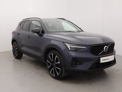 2025 (25) VOLVO XC40 2.0 B3P Ultra Dark 5dr Auto