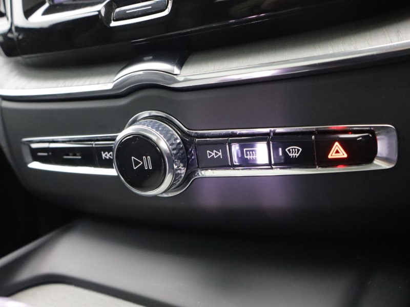 2025 (25) VOLVO XC60 2.0 T8 [455] PHEV Ultra Dark 5dr AWD Geartronic 5213956