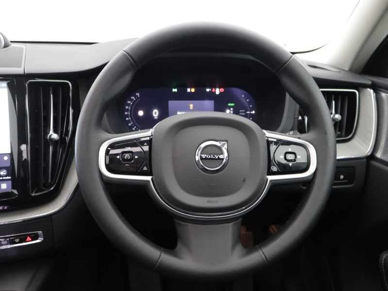 2025 (25) VOLVO XC60 2.0 T8 [455] PHEV Ultra Dark 5dr AWD Geartronic 5213945