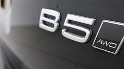 2025 (75) VOLVO XC60 2.0 B5P Plus Dark 5dr AWD Geartronic 5203174
