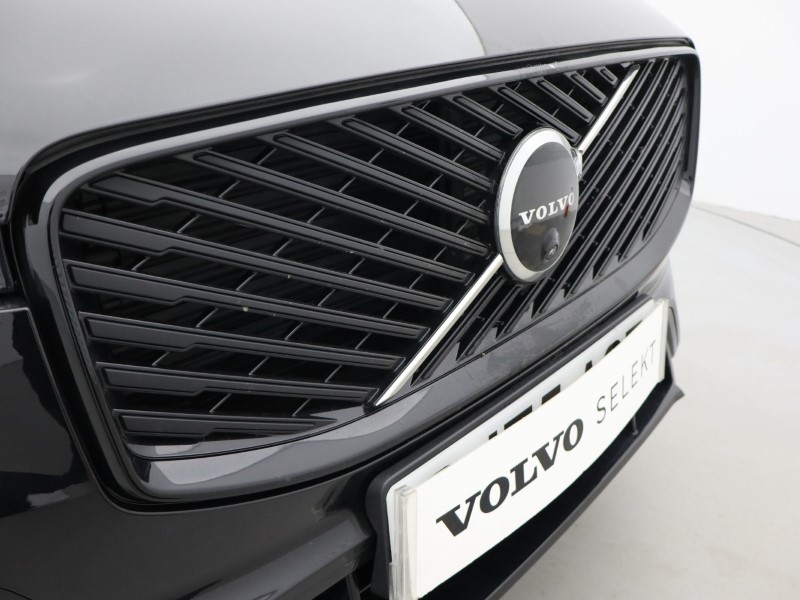 2025 (75) VOLVO XC60 2.0 B5P Plus Dark 5dr AWD Geartronic 5203168