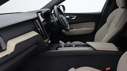 2025 (75) VOLVO XC60 2.0 B5P Plus Dark 5dr AWD Geartronic 5203180