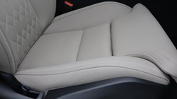 2025 (75) VOLVO XC60 2.0 B5P Plus Dark 5dr AWD Geartronic 5203188