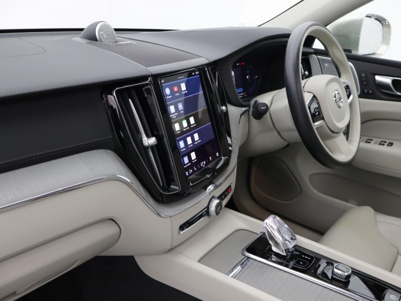 2023 (73) VOLVO XC60 2.0 T8 [455] RC PHEV Ultimate Dark 5dr AWD Gtron 5198319