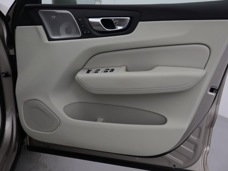 2023 (73) VOLVO XC60 2.0 T8 [455] RC PHEV Ultimate Dark 5dr AWD Gtron 5198305