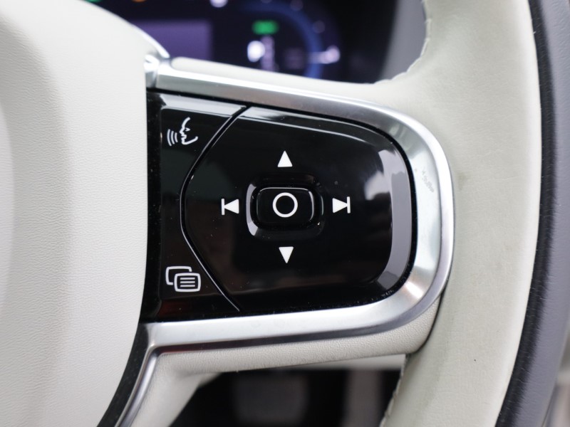 2023 (73) VOLVO XC60 2.0 T8 [455] RC PHEV Ultimate Dark 5dr AWD Gtron 5198328