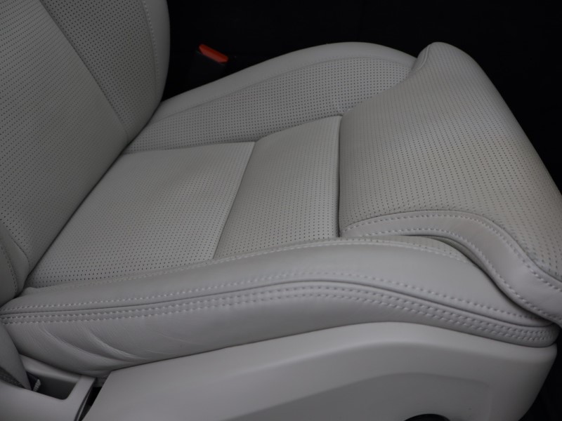 2023 (73) VOLVO XC60 2.0 T8 [455] RC PHEV Ultimate Dark 5dr AWD Gtron 5198313