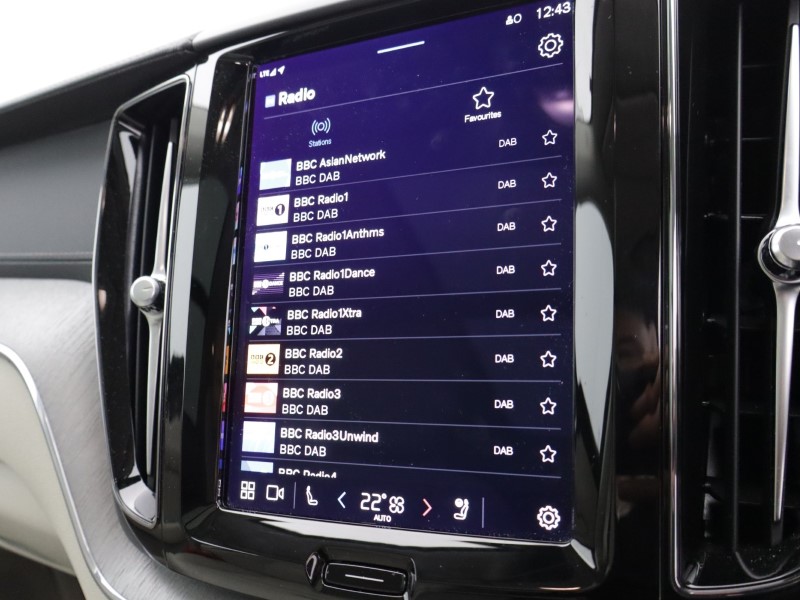 2023 (73) VOLVO XC60 2.0 T8 [455] RC PHEV Ultimate Dark 5dr AWD Gtron 5198332