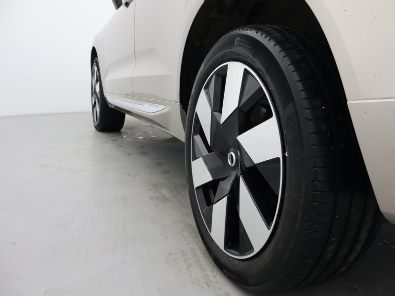 2023 (73) VOLVO XC60 2.0 T8 [455] RC PHEV Ultimate Dark 5dr AWD Gtron 5198302