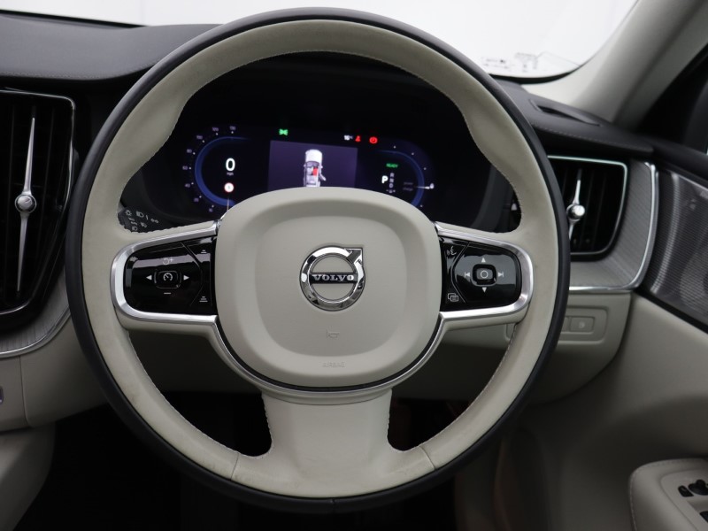 2023 (73) VOLVO XC60 2.0 T8 [455] RC PHEV Ultimate Dark 5dr AWD Gtron 5198326