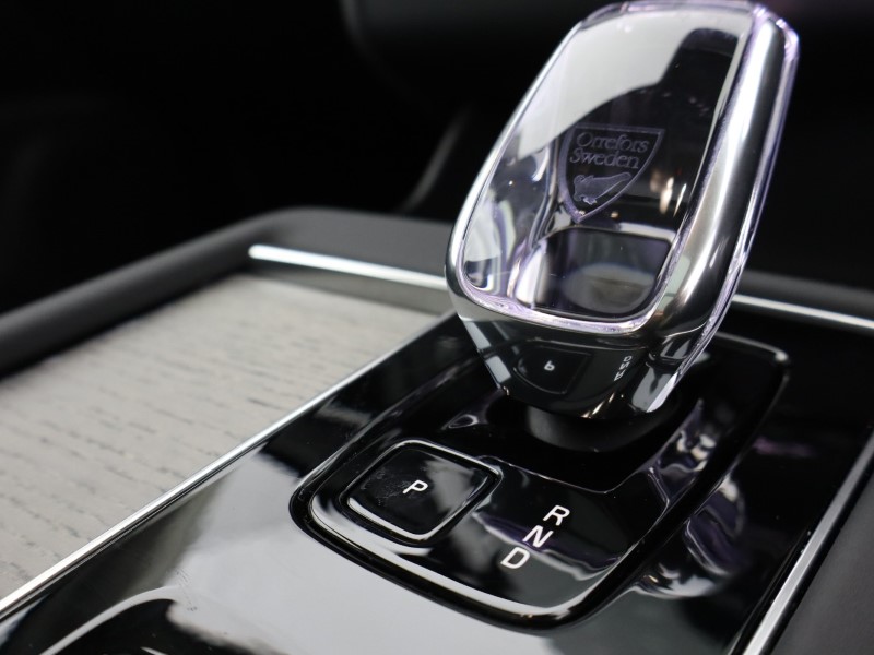 2025 (75) VOLVO XC90 2.0 T8 PHEV Ultra Dark 5dr AWD Geartronic 5270242