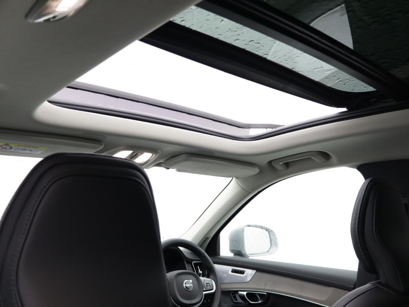 2025 (75) VOLVO XC90 2.0 T8 PHEV Ultra Dark 5dr AWD Geartronic 5270247