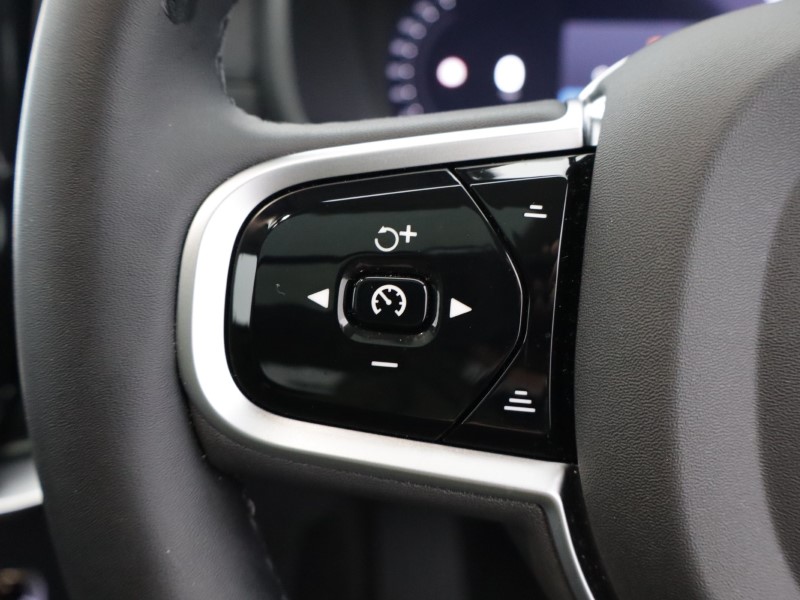 2025 (75) VOLVO XC90 2.0 T8 PHEV Ultra Dark 5dr AWD Geartronic 5270232