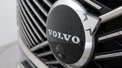 2025 (75) VOLVO XC90 2.0 T8 PHEV Ultra Dark 5dr AWD Geartronic 5270193