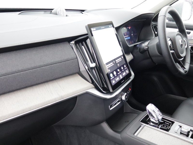 2025 (75) VOLVO XC90 2.0 T8 PHEV Ultra Dark 5dr AWD Geartronic 5270222