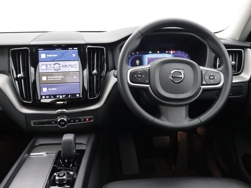 2022 (22) VOLVO XC60 2.0 B5P Core 5dr AWD Geartronic 5227789