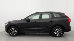 2022 (22) VOLVO XC60 2.0 B5P Core 5dr AWD Geartronic 5227750