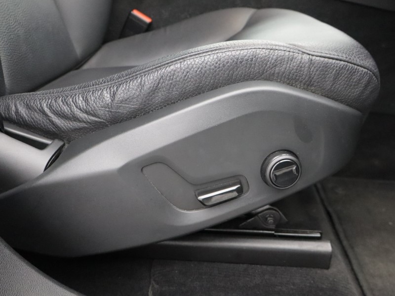 2022 (22) VOLVO XC60 2.0 B5P Core 5dr AWD Geartronic 5227777