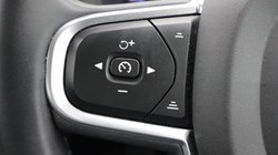 2022 (22) VOLVO XC60 2.0 B5P Core 5dr AWD Geartronic 5227791