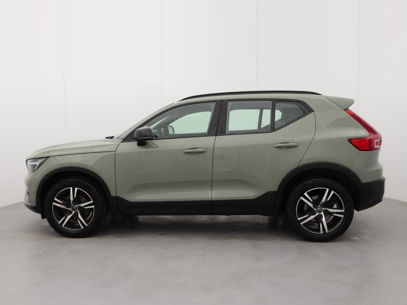 2023 (73) VOLVO XC40 2.0 B3P Plus Dark 5dr Auto 5229050