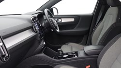2023 (73) VOLVO XC40 2.0 B3P Plus Dark 5dr Auto 5229068