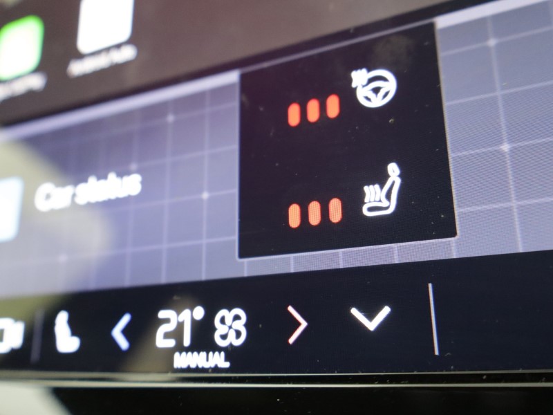 2023 (73) VOLVO XC40 2.0 B3P Plus Dark 5dr Auto 5229096