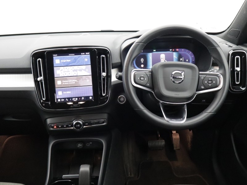 2023 (73) VOLVO XC40 2.0 B3P Plus Dark 5dr Auto 5229086
