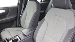 2023 (73) VOLVO XC40 2.0 B3P Plus Dark 5dr Auto 5229079