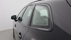 2024 (24) VOLVO XC60 2.0 B5P Plus Dark 5dr AWD Geartronic 5270772