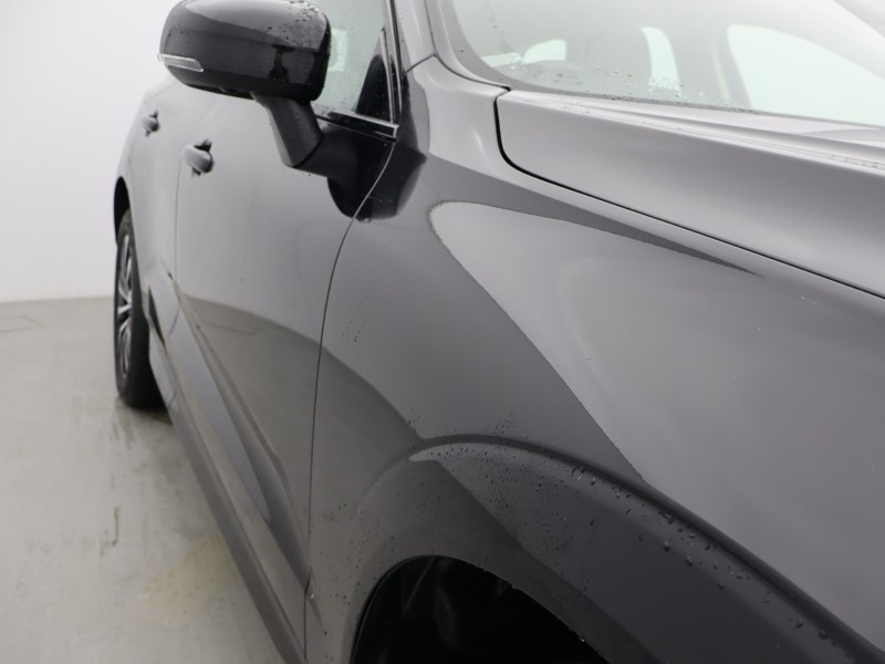 2024 (24) VOLVO XC60 2.0 B5P Plus Dark 5dr AWD Geartronic 5270764