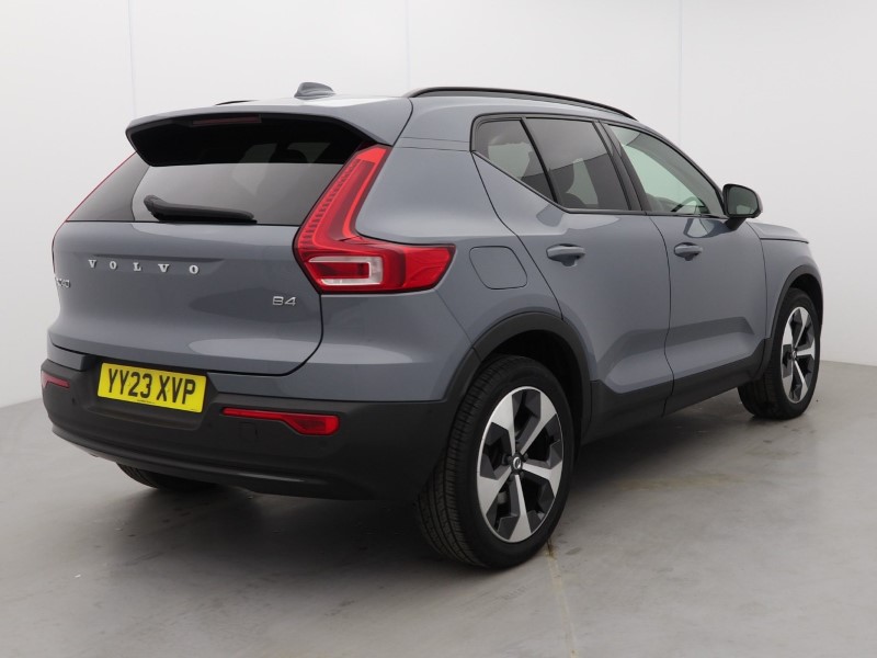 2023 (23) VOLVO XC40 2.0 B4P Ultimate Dark 5dr Auto 5254604