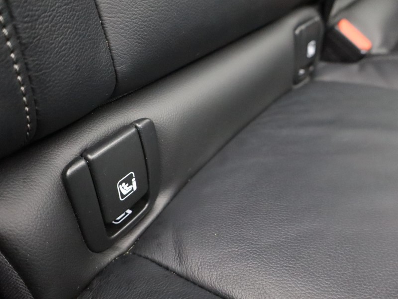 2023 (23) VOLVO XC40 2.0 B4P Ultimate Dark 5dr Auto 5254638