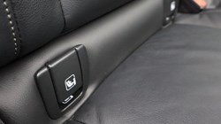 2023 (23) VOLVO XC40 2.0 B4P Ultimate Dark 5dr Auto 5254638