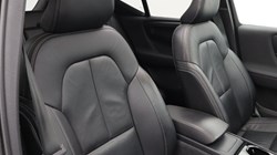 2023 (23) VOLVO XC40 2.0 B4P Ultimate Dark 5dr Auto 5254632
