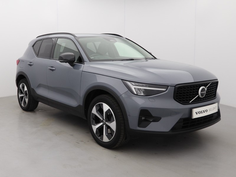 2023 (23) VOLVO XC40 2.0 B4P Ultimate Dark 5dr Auto