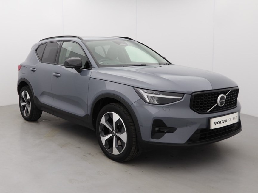 2023 (23) VOLVO XC40 2.0 B4P Ultimate Dark 5dr Auto