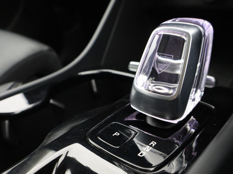 2023 (23) VOLVO XC40 2.0 B4P Ultimate Dark 5dr Auto 5254654