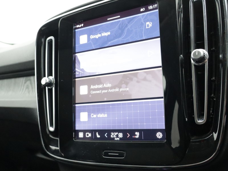 2023 (23) VOLVO XC40 2.0 B4P Ultimate Dark 5dr Auto 5254647