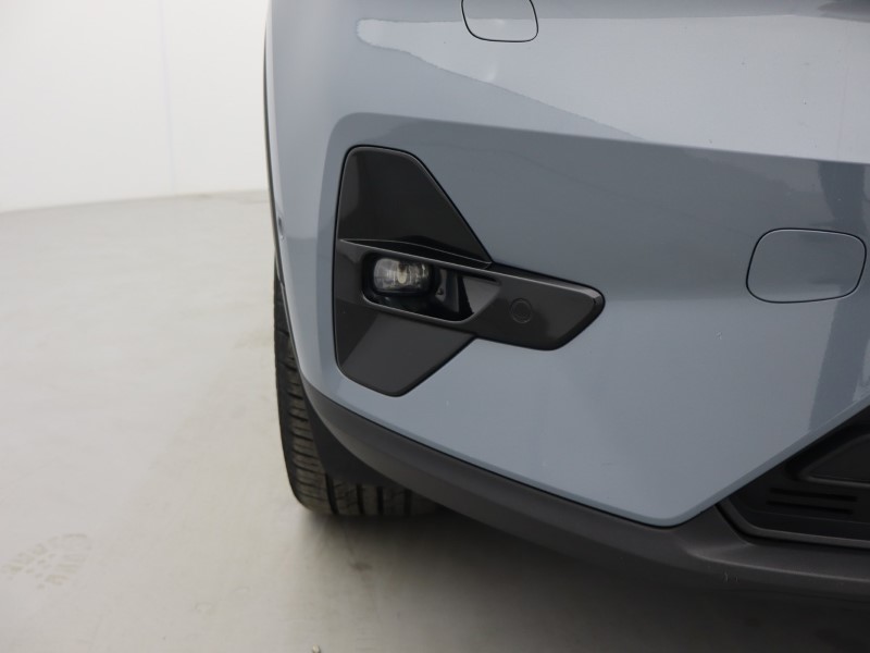 2023 (23) VOLVO XC40 2.0 B4P Ultimate Dark 5dr Auto 5254609